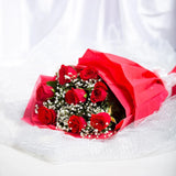 8 Red Roses Bouquet