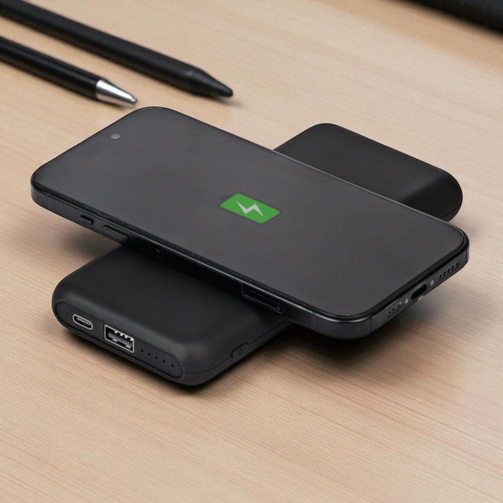 Black wireless power bank