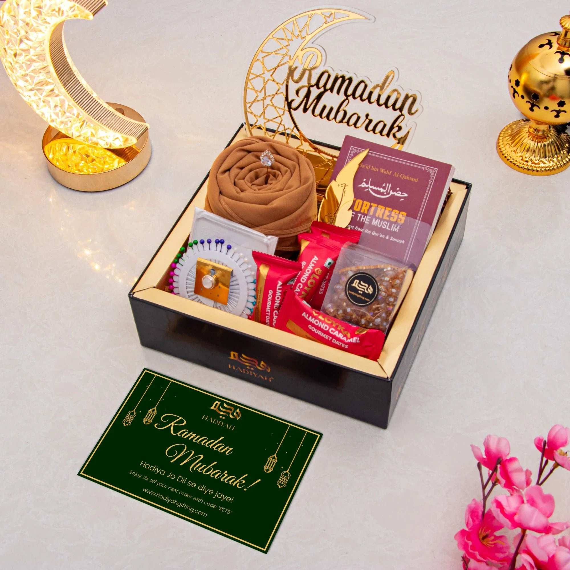 Golden Ramadan Mubarak Hamper