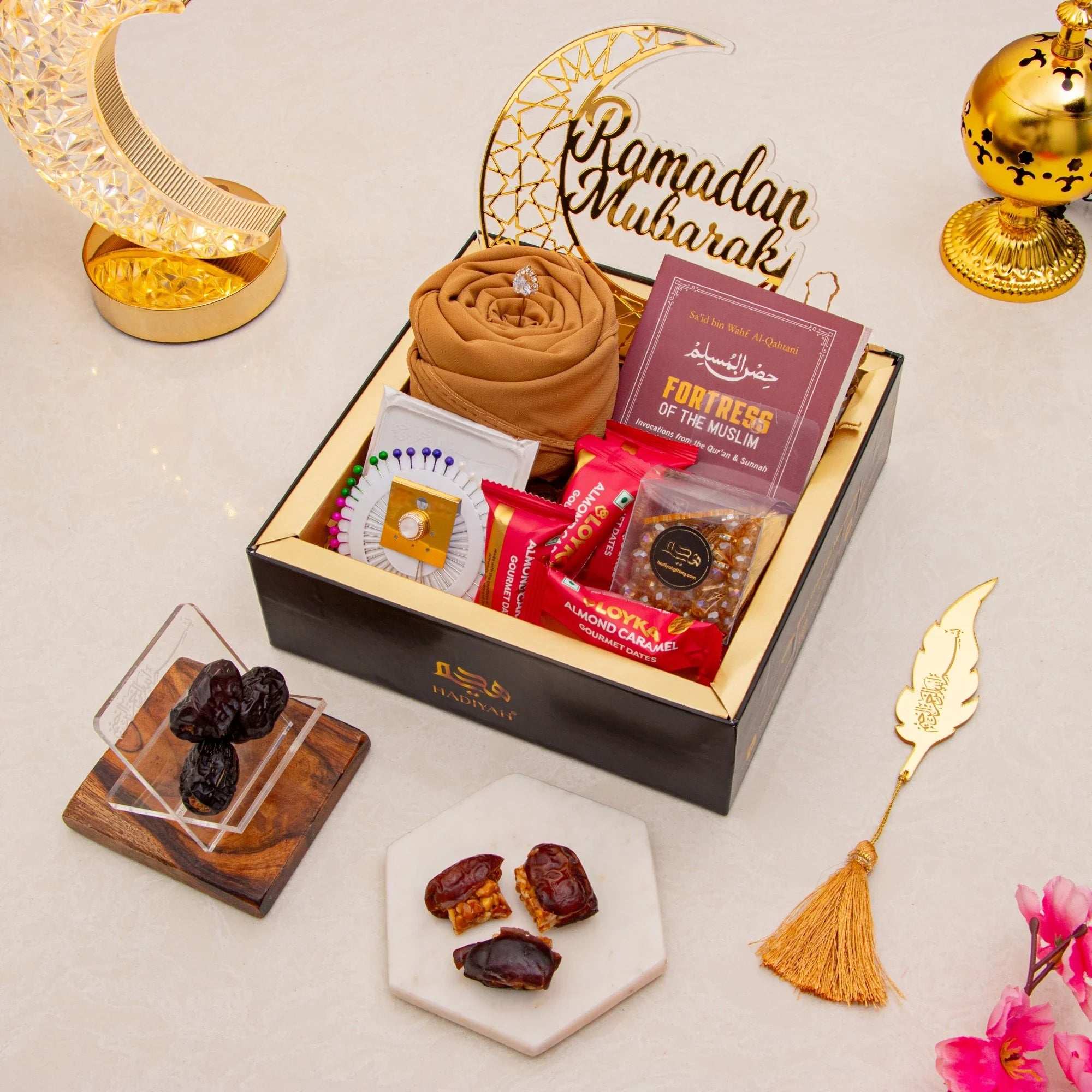 Golden Ramadan Mubarak Hamper