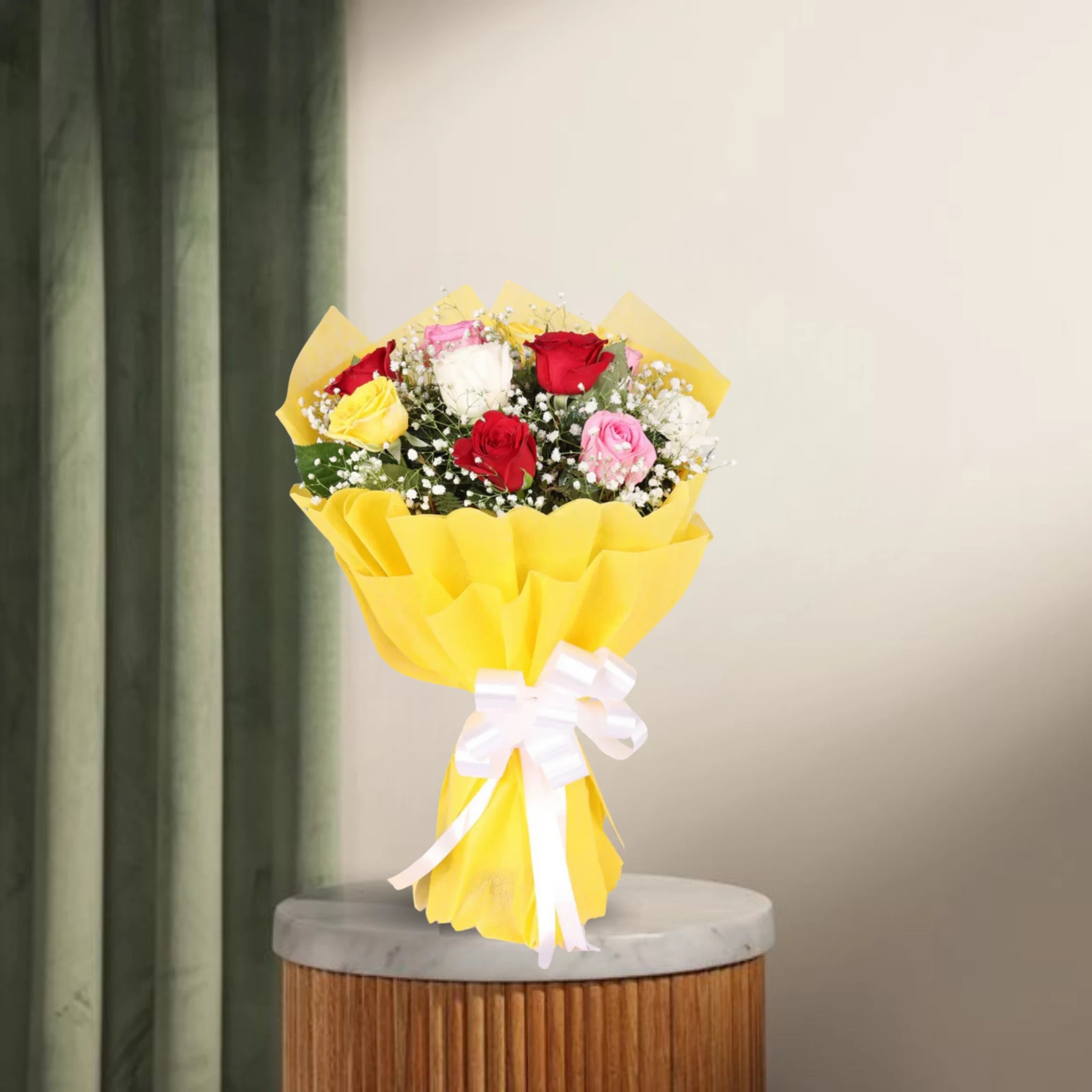 8 Mixed Roses Bouquet