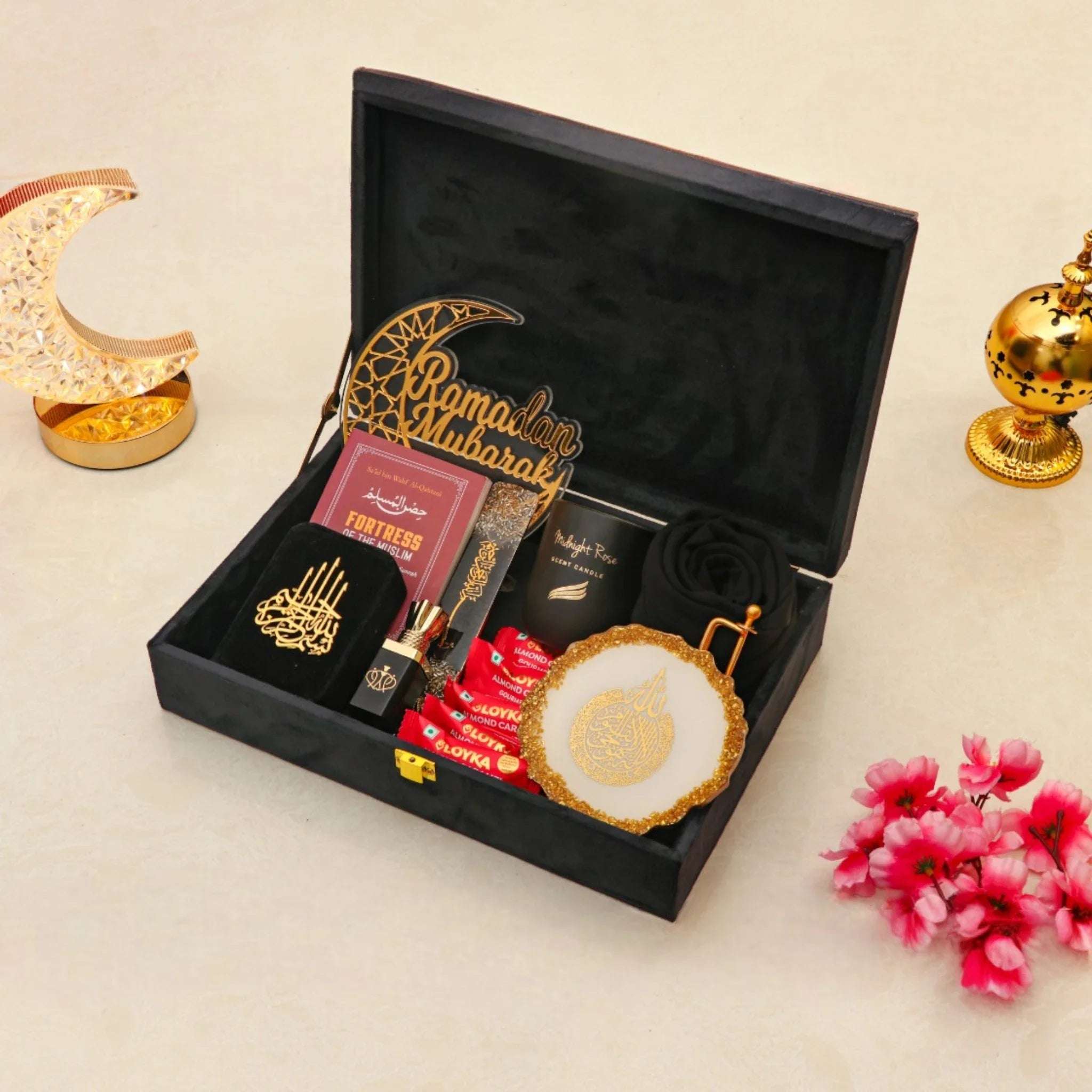 Noor Al-Ramadan Gift Box