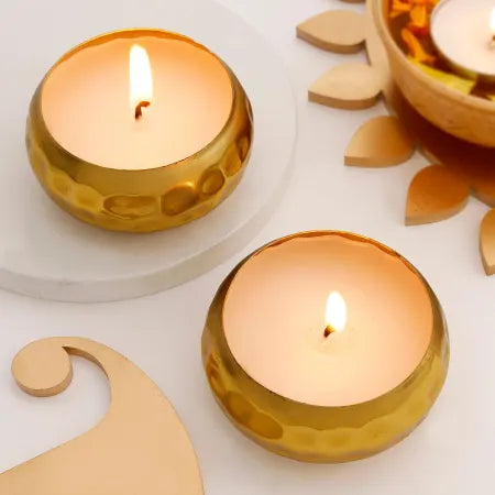 Metal Thathera Design Candle - Set Of 2