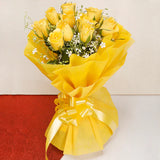 8 Yellow Roses