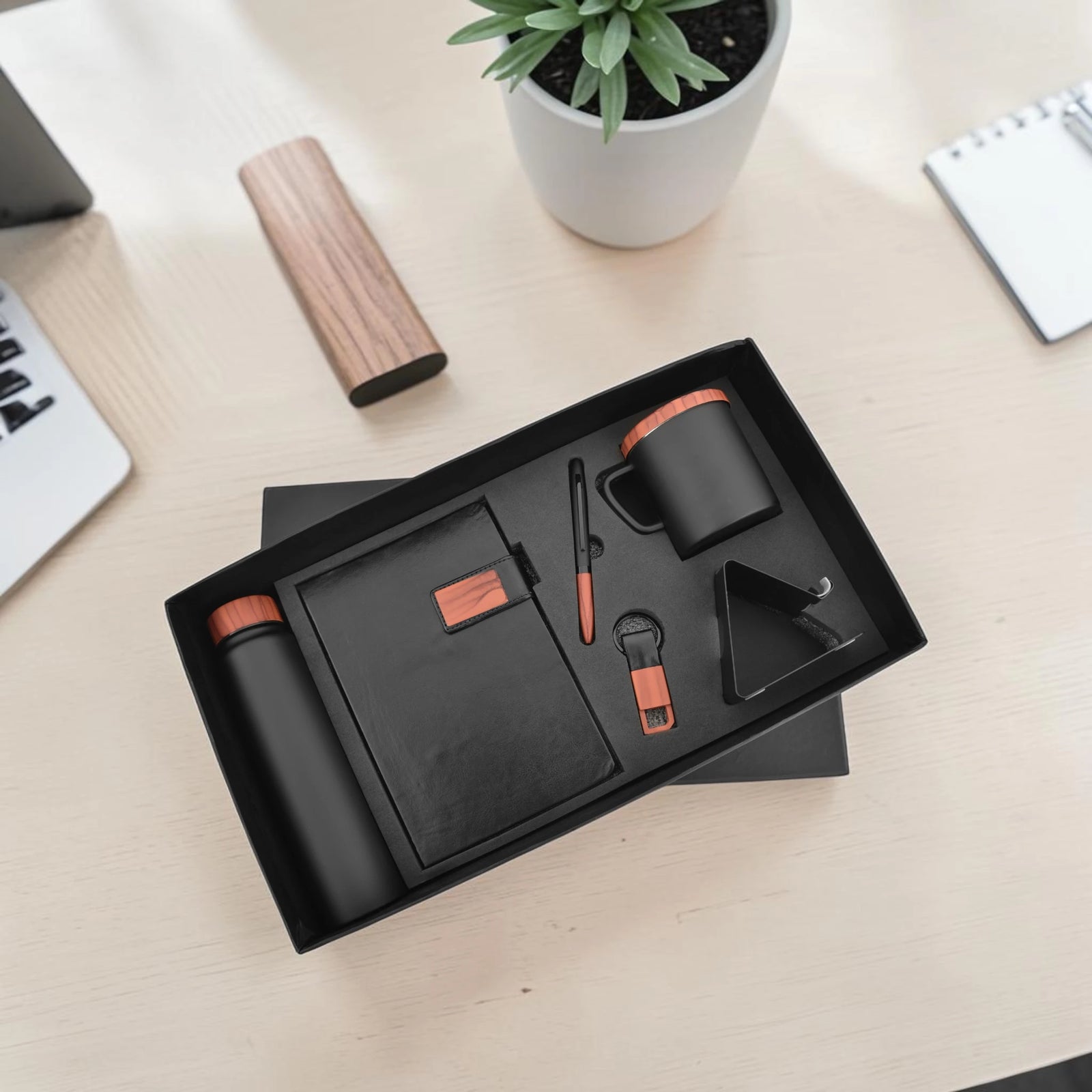 Premium 6 in 1 bottle set for executive gifting