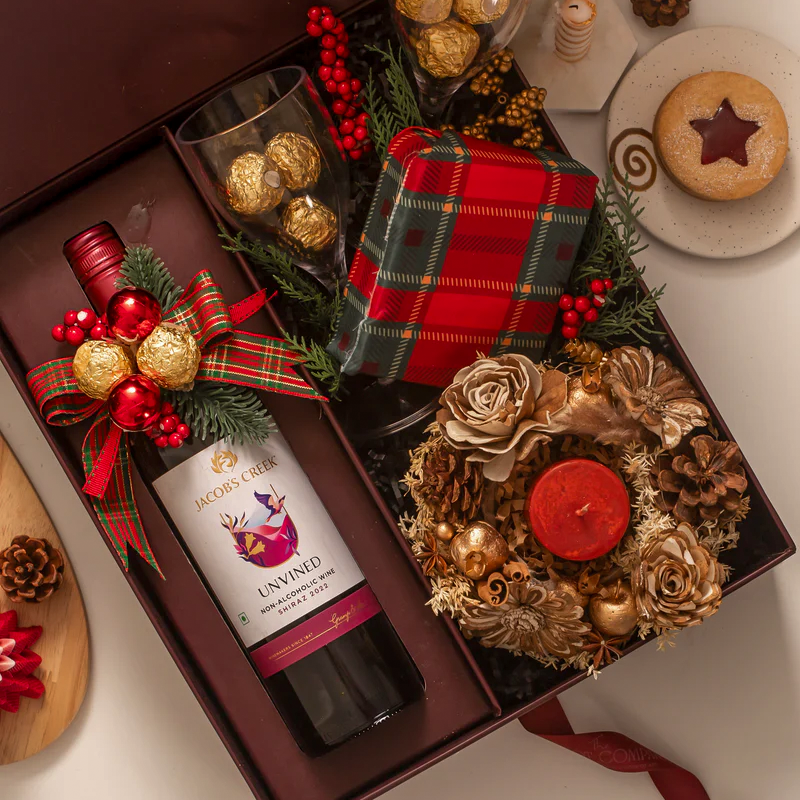 The Magenta Nights Hamper