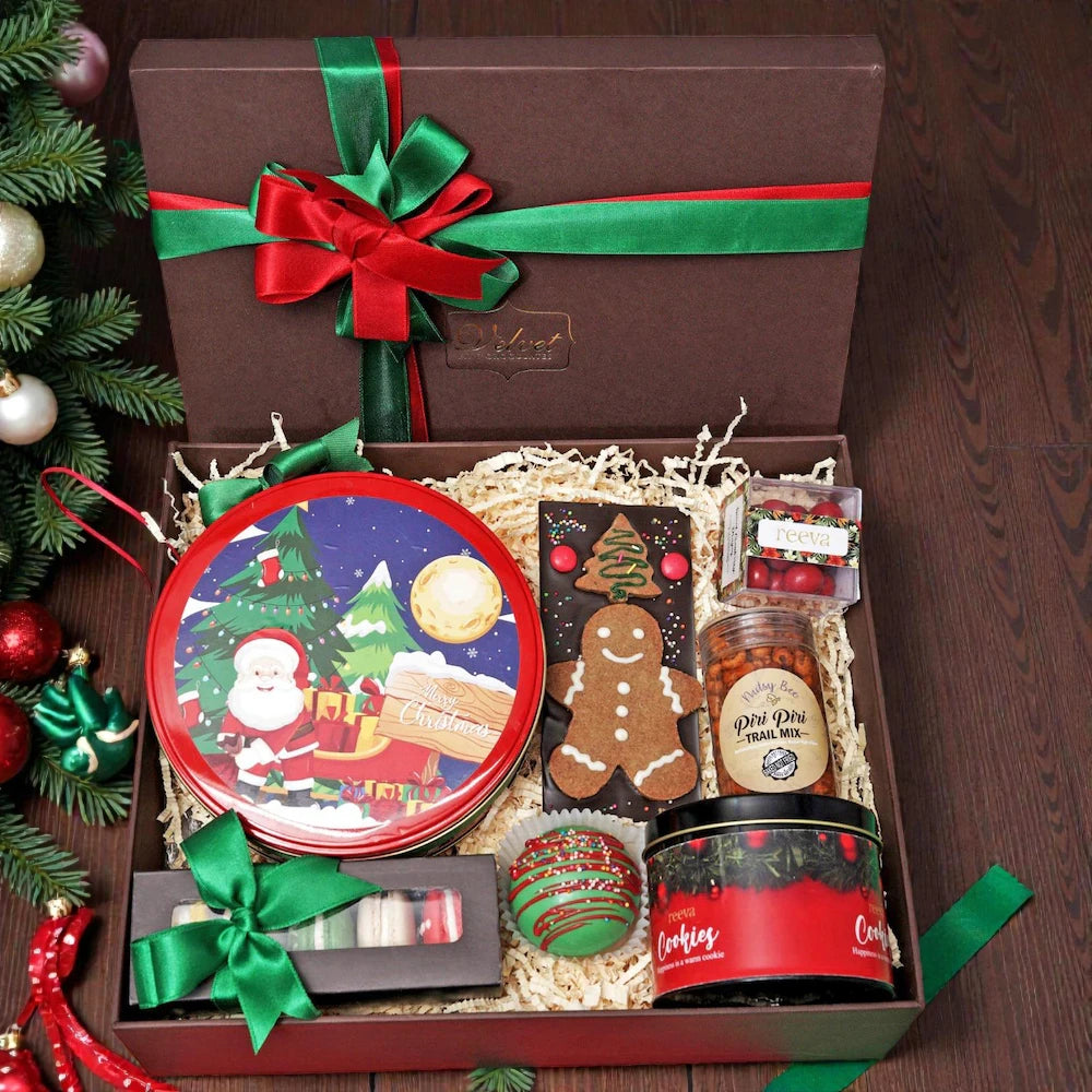 Delightful Christmas Choco and Snacks Box