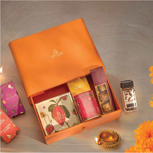 ETHEREAL SWEET AND DRYFRUIT HAMPER