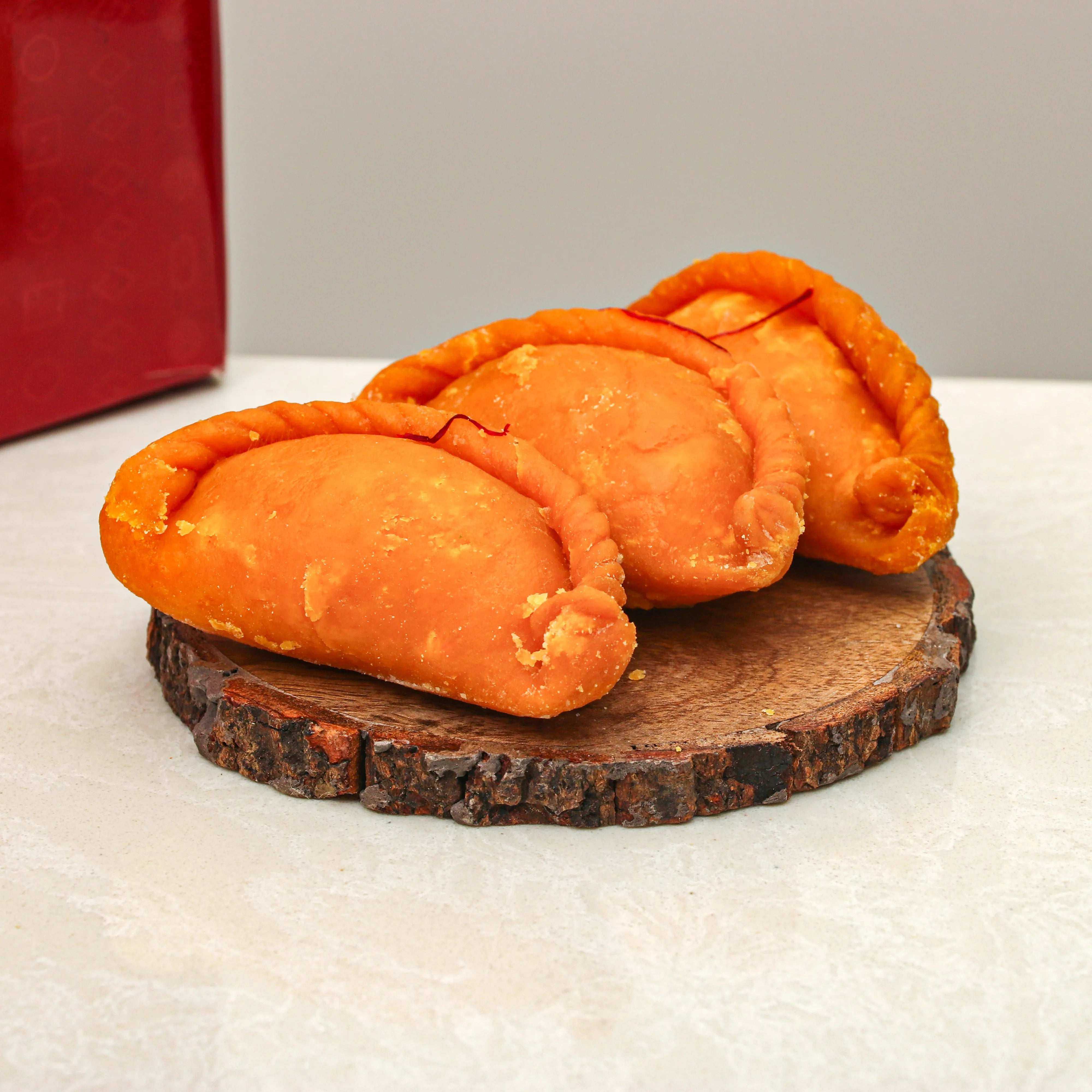 Vibrant Holi Splash Hamper