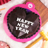 Pinata New Year Cake
